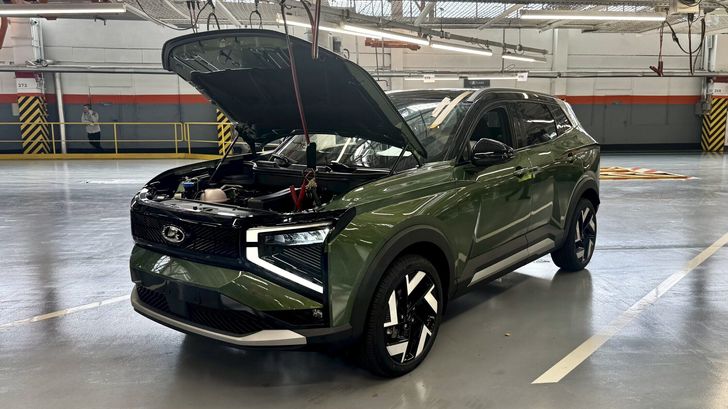 LADA Azimut