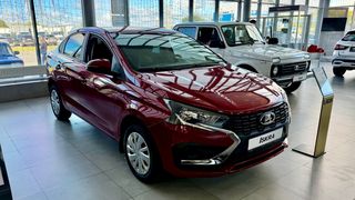 LADA Iskra в автосалоне