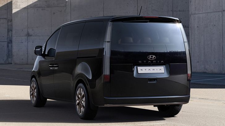 Hyundai Staria
