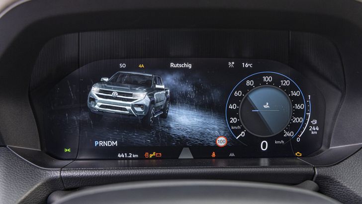 Интерьер Volkswagen Amarok