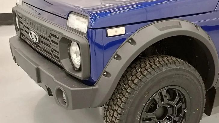LADA Niva Bronto LADA Niva Bronto